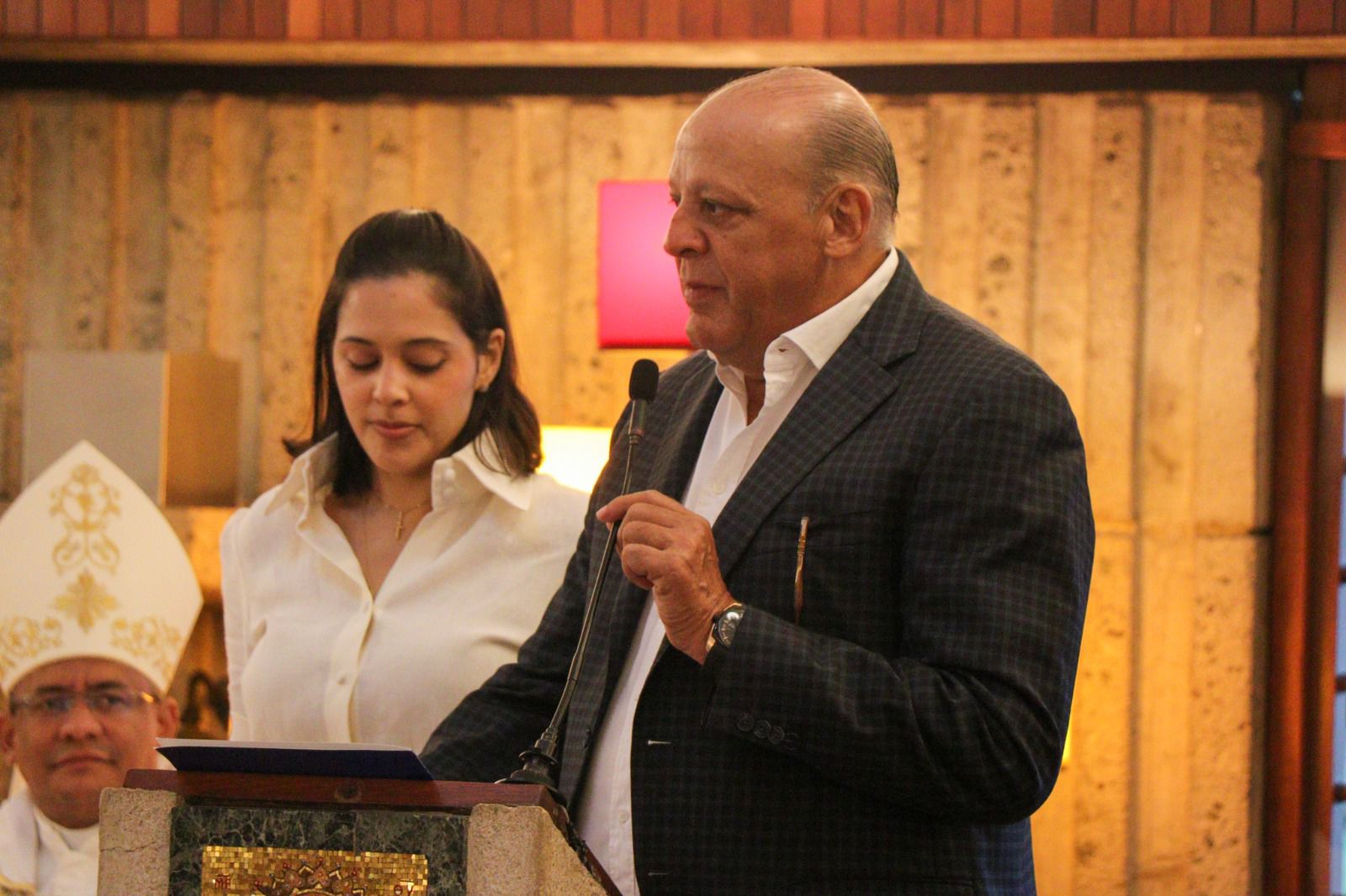 Remozan Capilla Nuestra Señora del Perpetuo Socorro de la PUCMM en Santiago