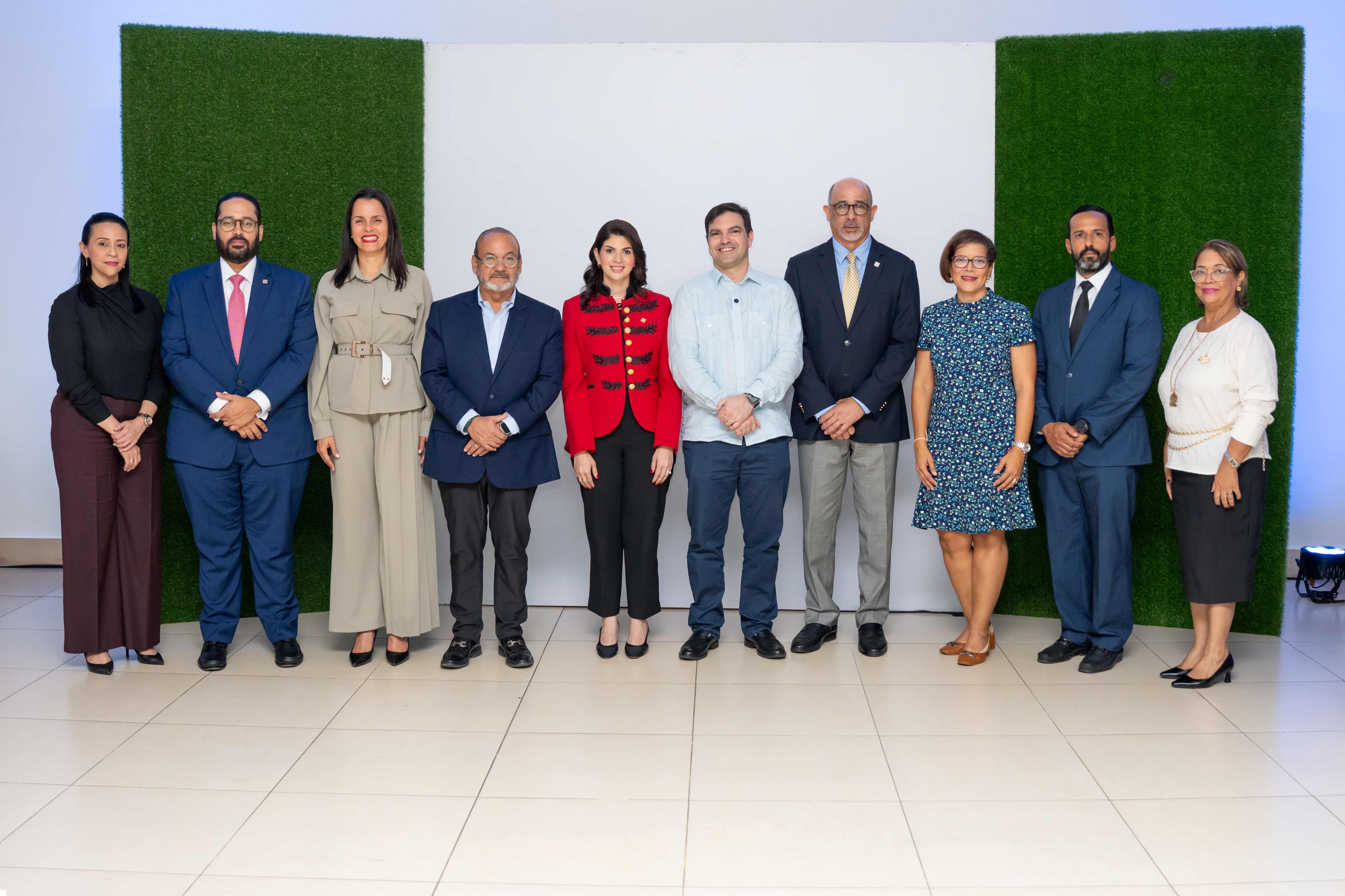 Santiago le dice sí al gobierno corporativo