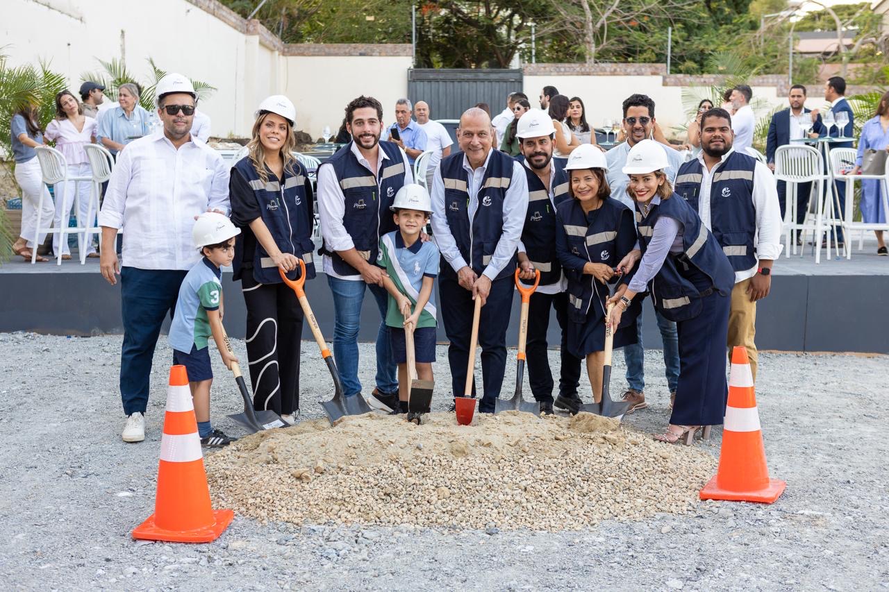 Torre Mariam celebra su primer picazo tras alcanzar un 95 % de ventas.