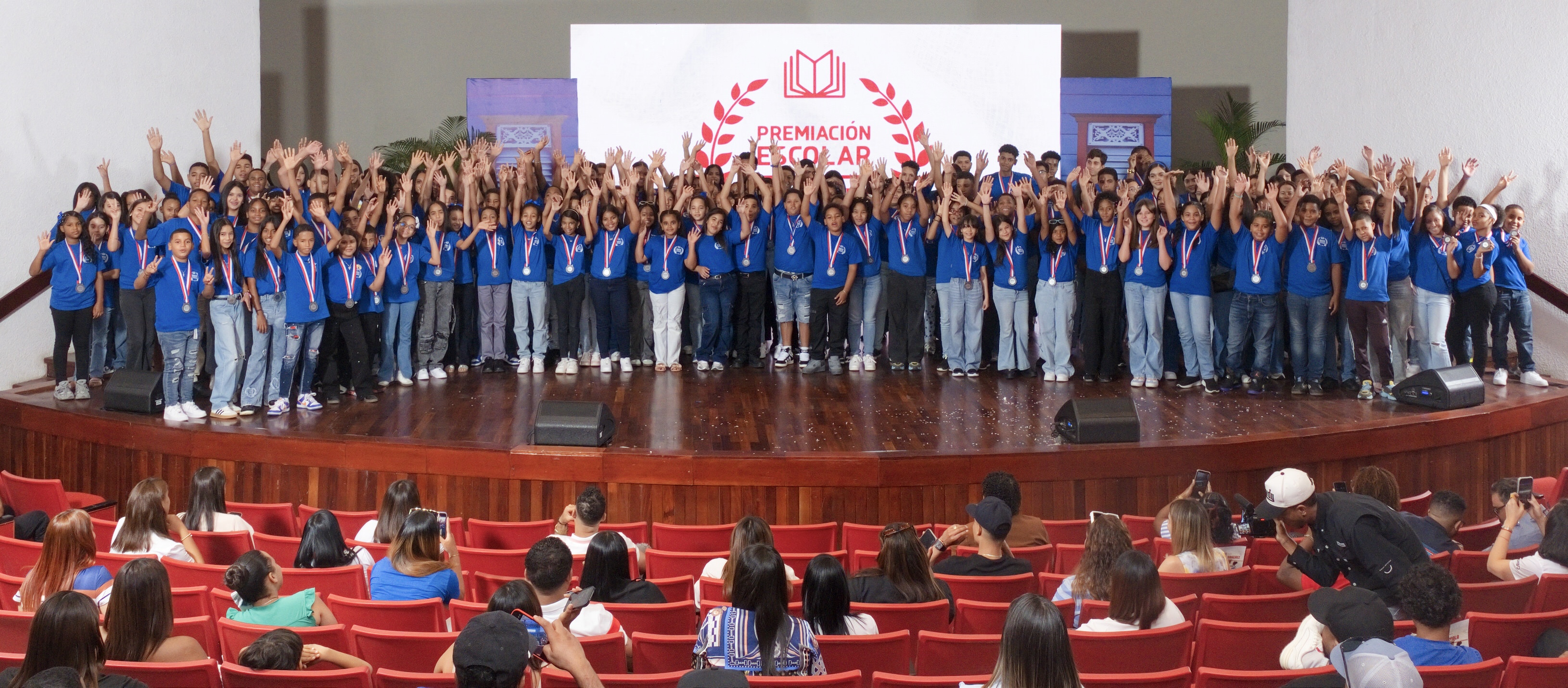 La Aurora impulsa la educación, el desarrollo familiar y la formación de las nuevas generaciones