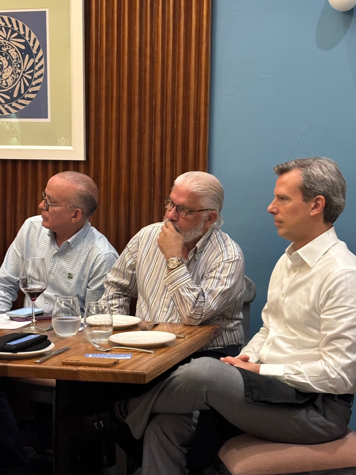 Cámara de Comercio y Producción de Santiago reúne a sus pasados presidentes en encuentro institucional