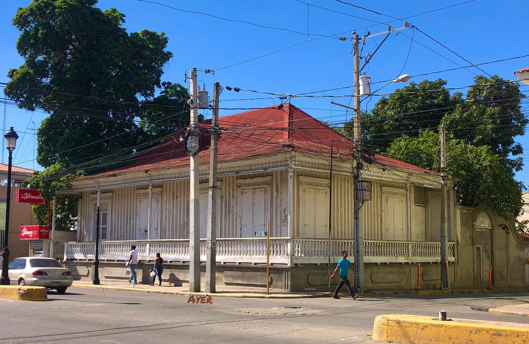 Calle General López esquina 16 de Agosto