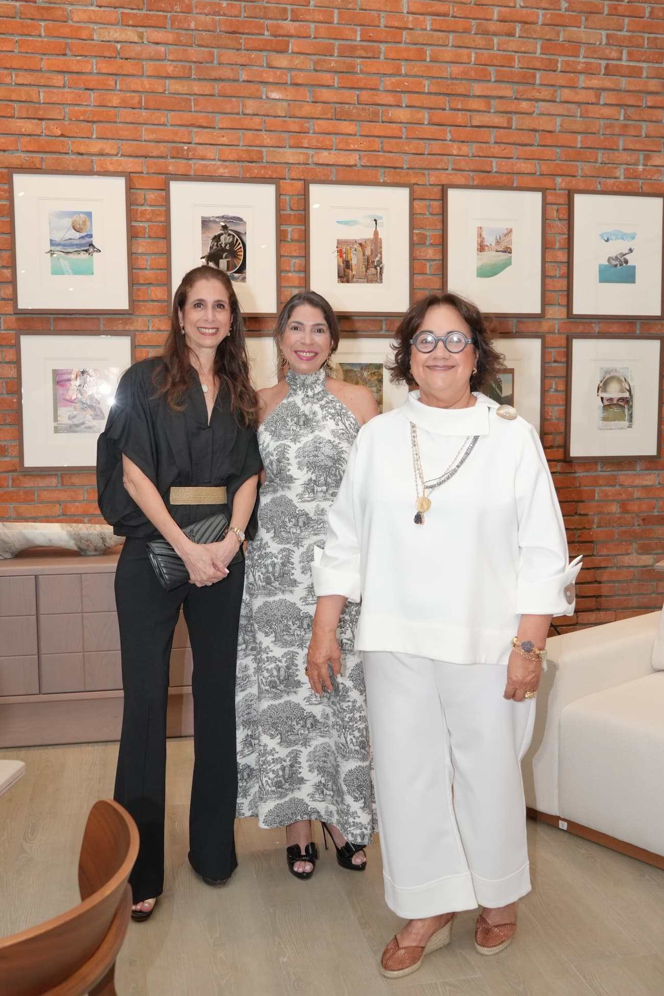 Alice Hieronimus, Desirée Hieronimus y Charo Gómez de Domínguez