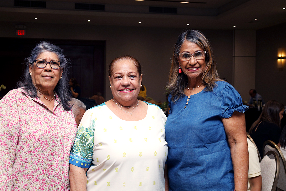 Bianca Escoto, Silvia Jorge de Cepeda y Juana Peña